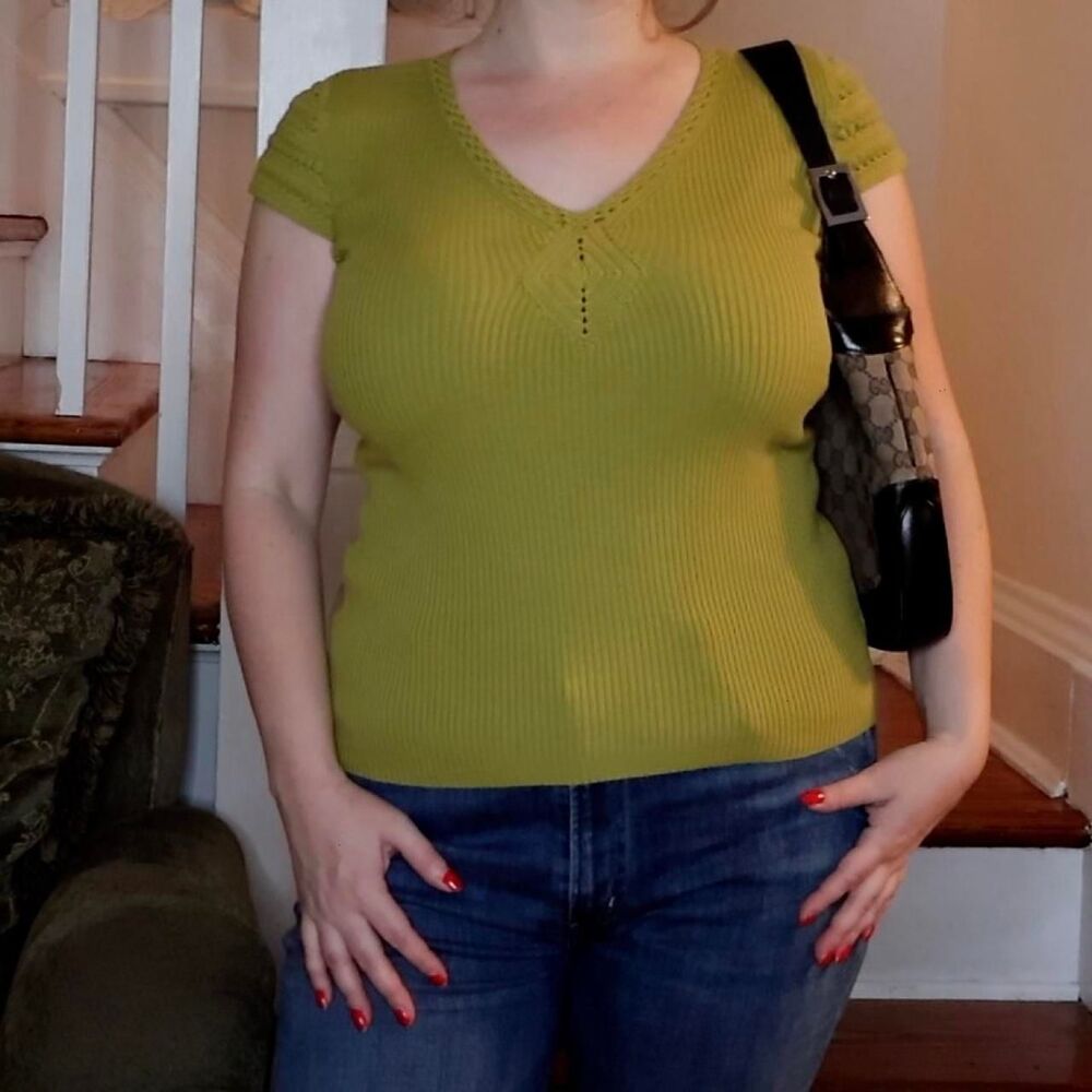 Chartreuse Green Ribbed Knit Short Sleeve Sweater Top Sz Medium IE Crochet Boho